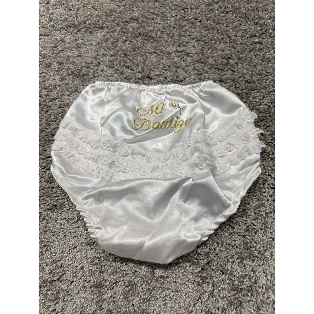 White Ruffled Lace Diaper Cover For Babies Embroidered 